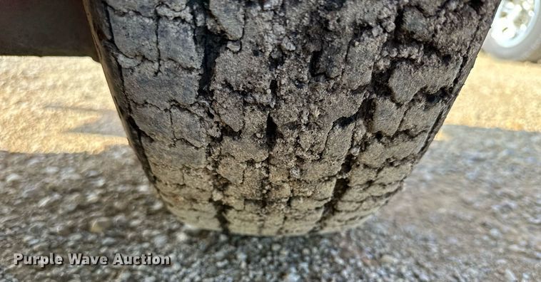 image for item KL9098 1998 JLG Sizzor 3969-E  scissor lift