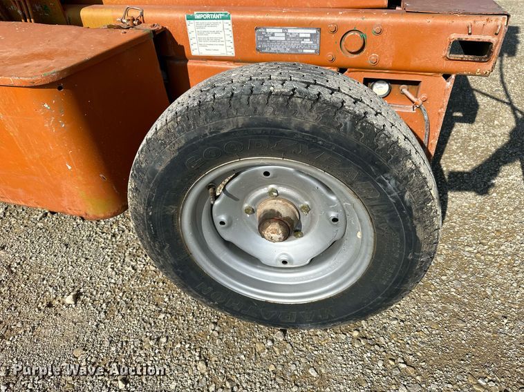 image for item KL9098 1998 JLG Sizzor 3969-E  scissor lift