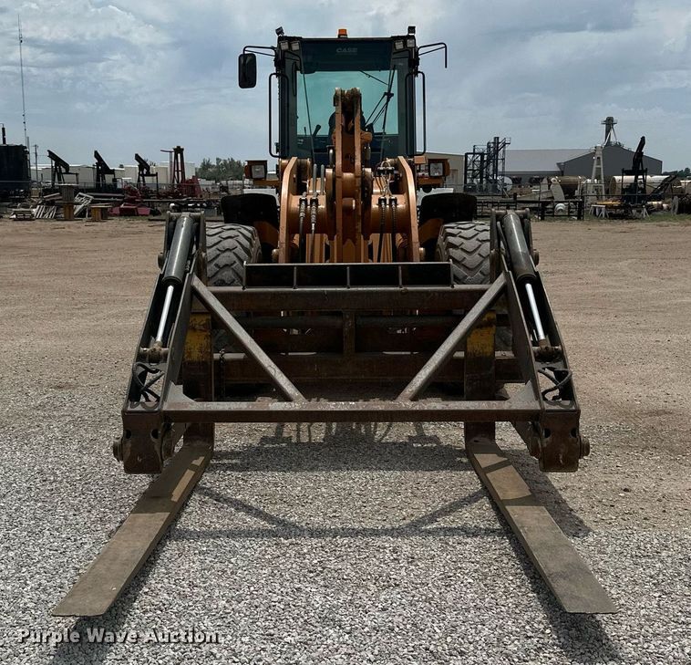 image for item KL9126 2011 Case 821F  wheel loader