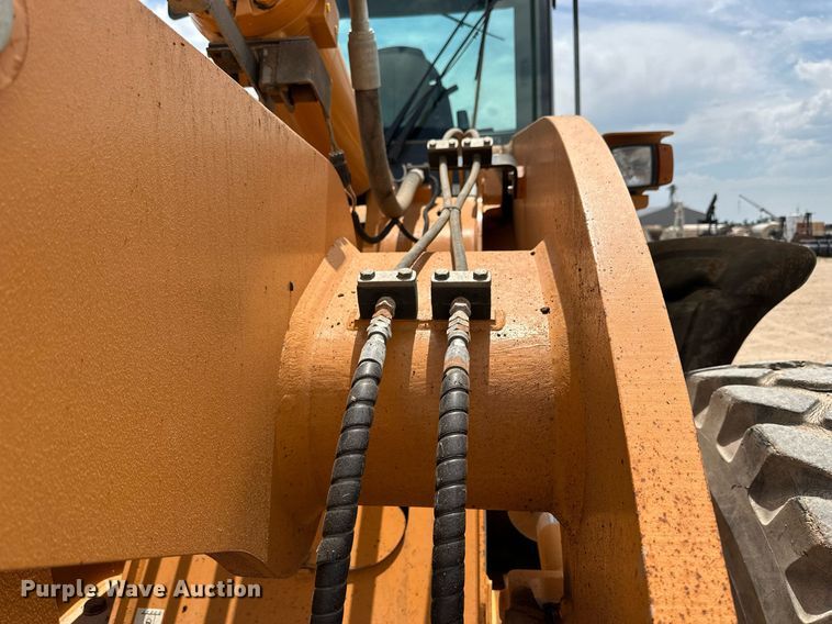 image for item KL9126 2011 Case 821F  wheel loader