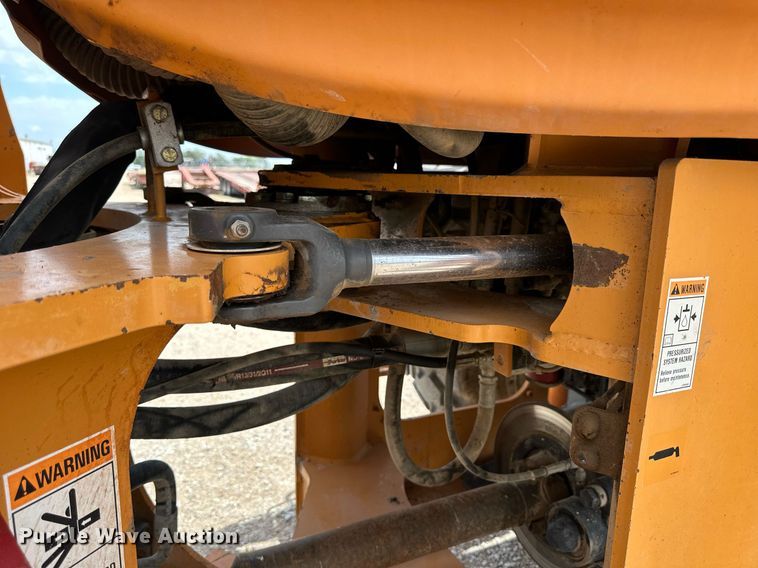 image for item KL9126 2011 Case 821F  wheel loader