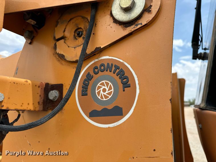 image for item KL9126 2011 Case 821F  wheel loader