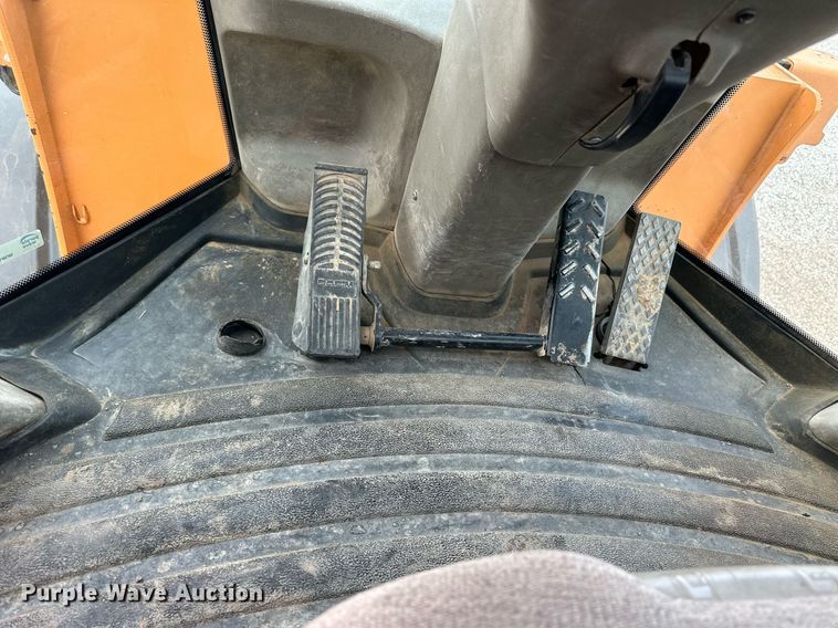 image for item KL9126 2011 Case 821F  wheel loader