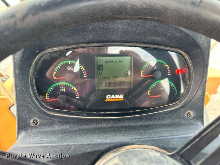 image for item KL9126 2011 Case 821F  wheel loader