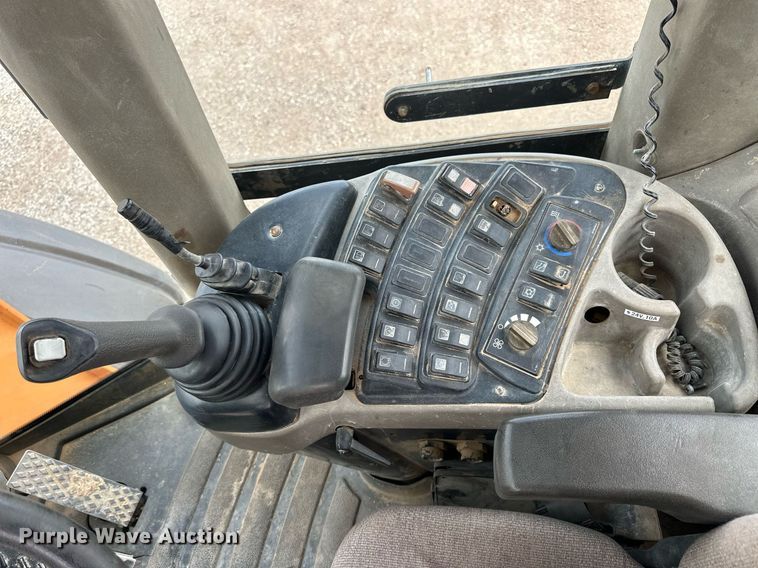 image for item KL9126 2011 Case 821F  wheel loader