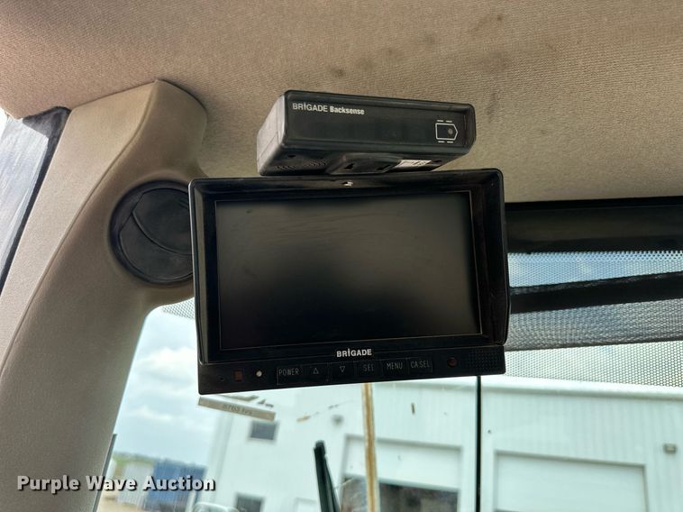 image for item KL9126 2011 Case 821F  wheel loader