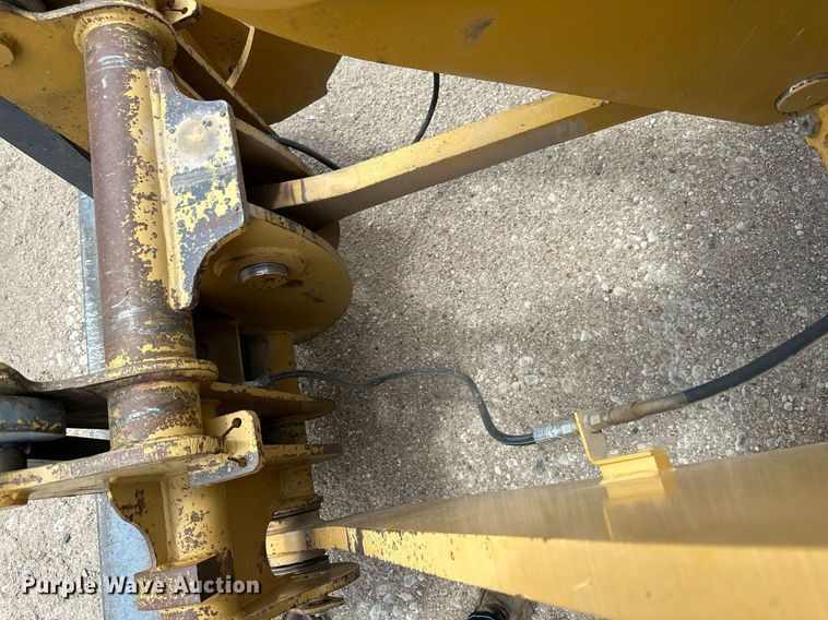 image for item KL9127 2005 Caterpillar 928GZ  wheel loader