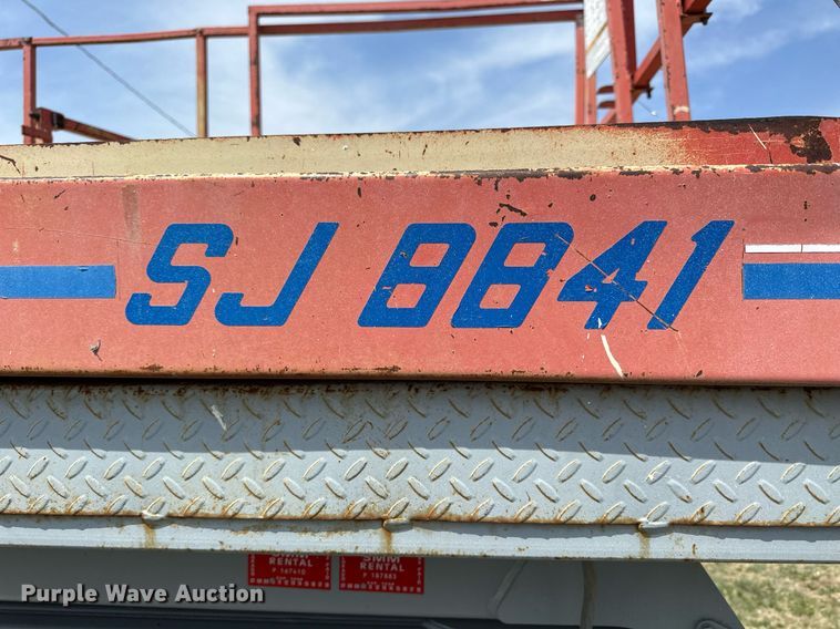 image for item KL9146 2000 Skyjack SJ8841  scissor lift