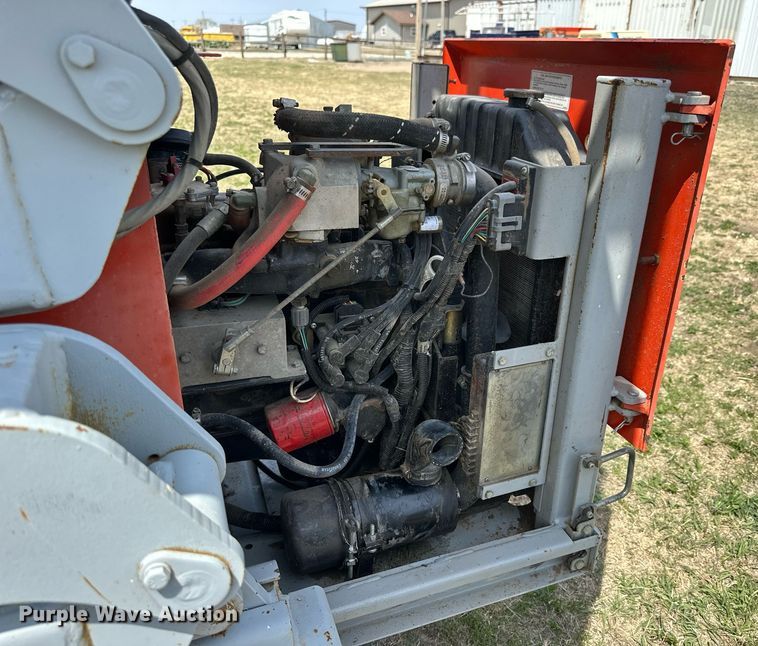 image for item KL9146 2000 Skyjack SJ8841  scissor lift