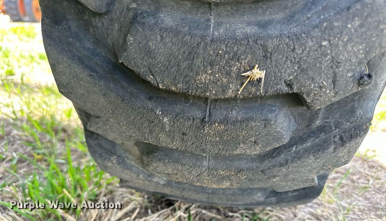 image for item KL9146 2000 Skyjack SJ8841  scissor lift