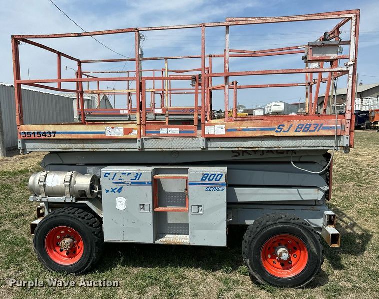 image for item KL9147 1998 Skyjack SJ8831  scissor lift