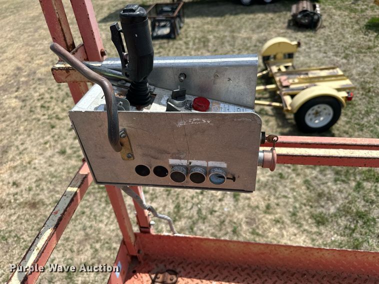 image for item KL9147 1998 Skyjack SJ8831  scissor lift
