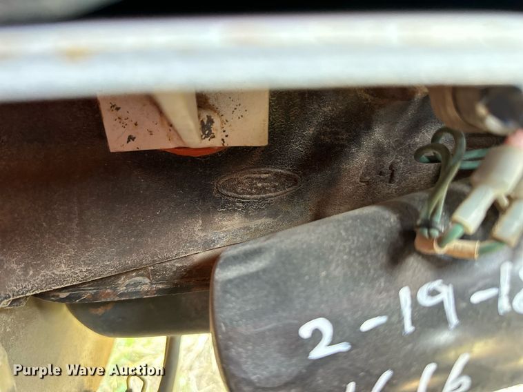 image for item KL9147 1998 Skyjack SJ8831  scissor lift