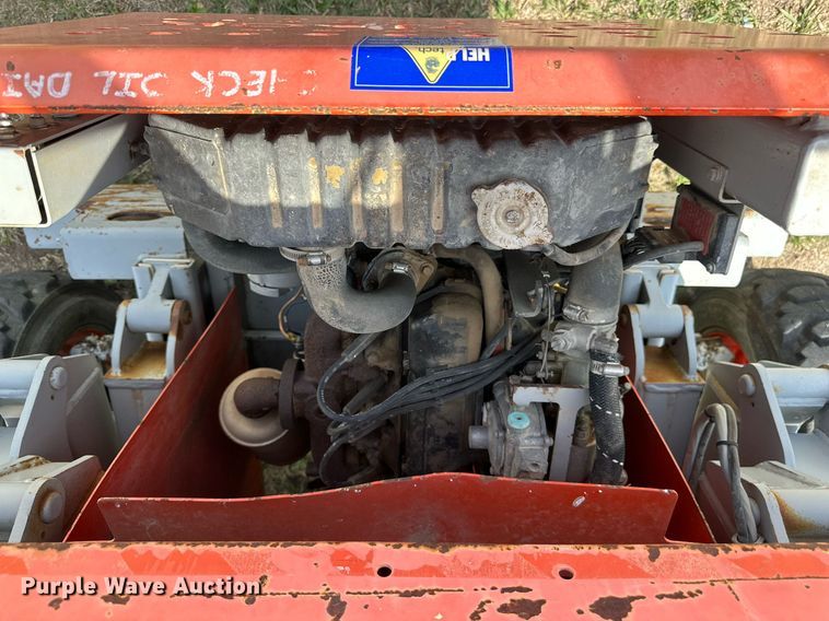 image for item KL9147 1998 Skyjack SJ8831  scissor lift