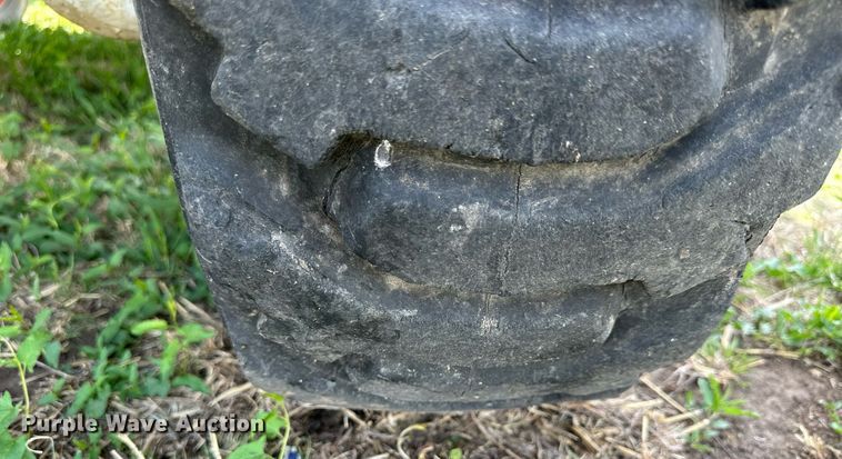 image for item KL9147 1998 Skyjack SJ8831  scissor lift