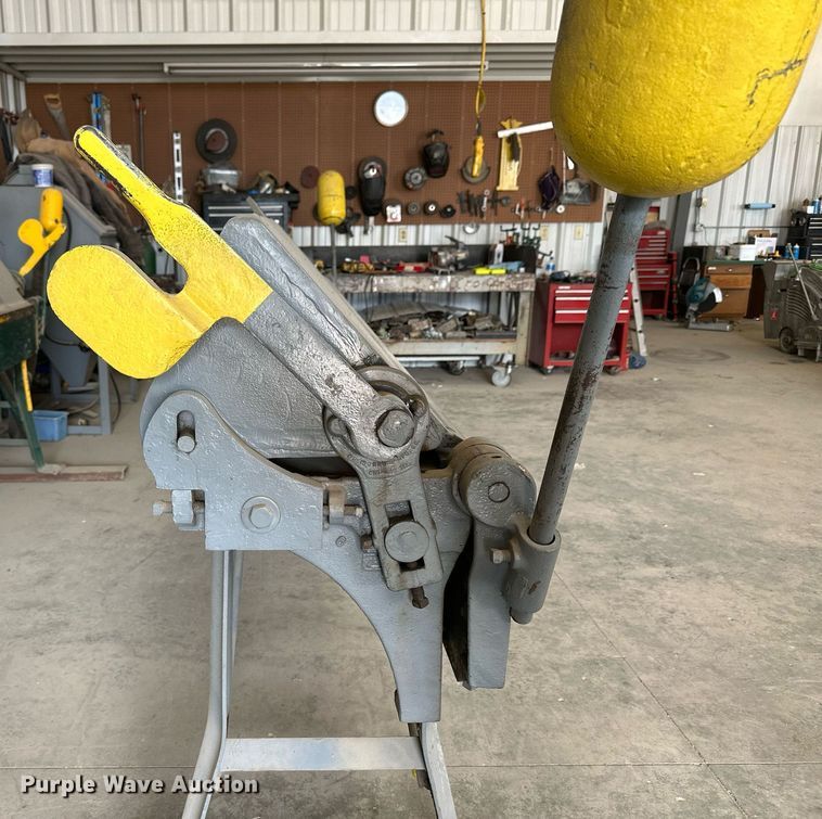 image for item KL9153 Dreis & Krump 1222  metal brake