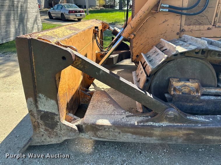 image for item KU9938 1987 Case 1550  dozer