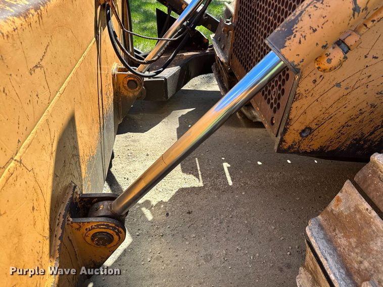 image for item KU9938 1987 Case 1550  dozer