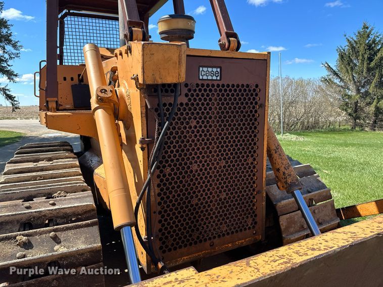 image for item KU9938 1987 Case 1550  dozer