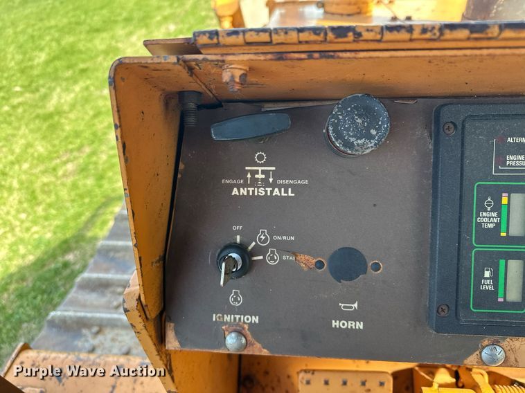 image for item KU9938 1987 Case 1550  dozer