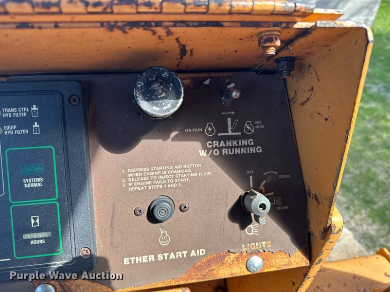 image for item KU9938 1987 Case 1550  dozer