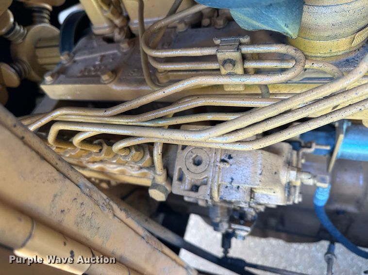 image for item KU9938 1987 Case 1550  dozer