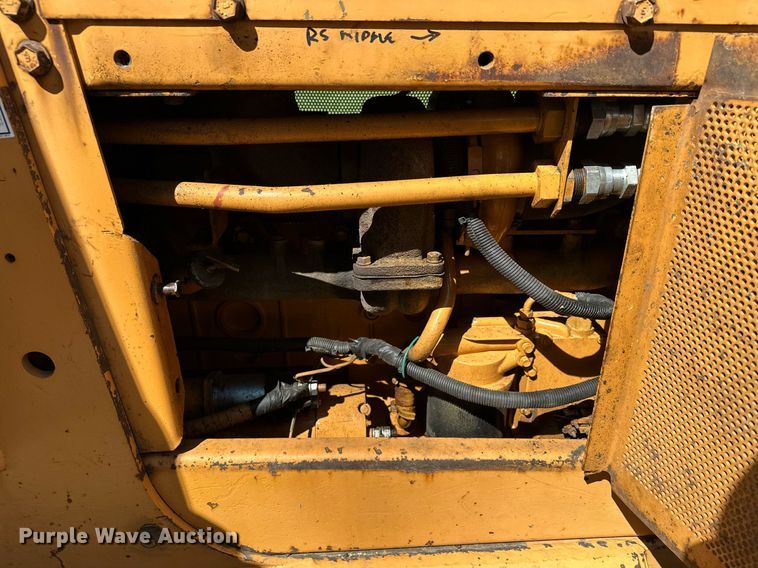 image for item KU9938 1987 Case 1550  dozer