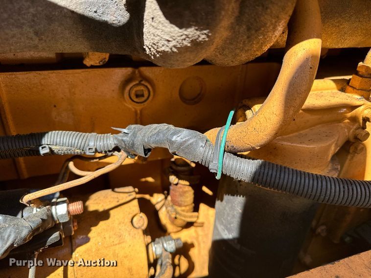 image for item KU9938 1987 Case 1550  dozer