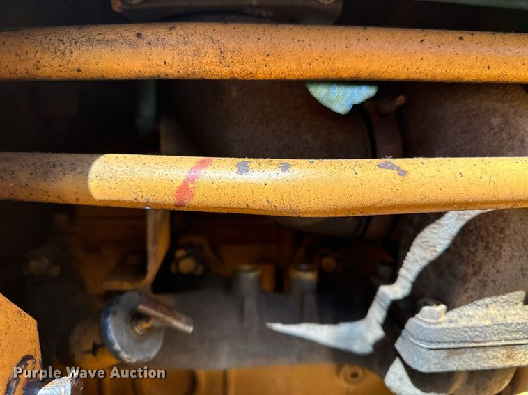 image for item KU9938 1987 Case 1550  dozer