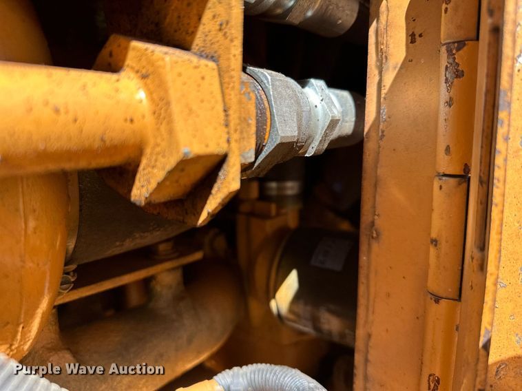 image for item KU9938 1987 Case 1550  dozer