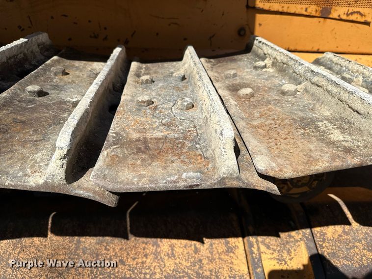 image for item KU9938 1987 Case 1550  dozer