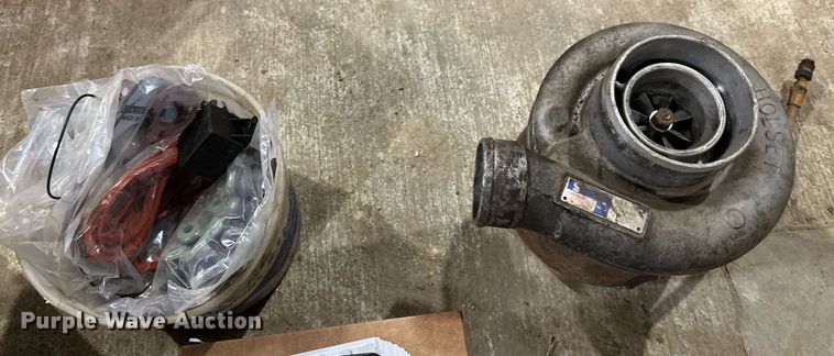 image for item KU9938 1987 Case 1550  dozer