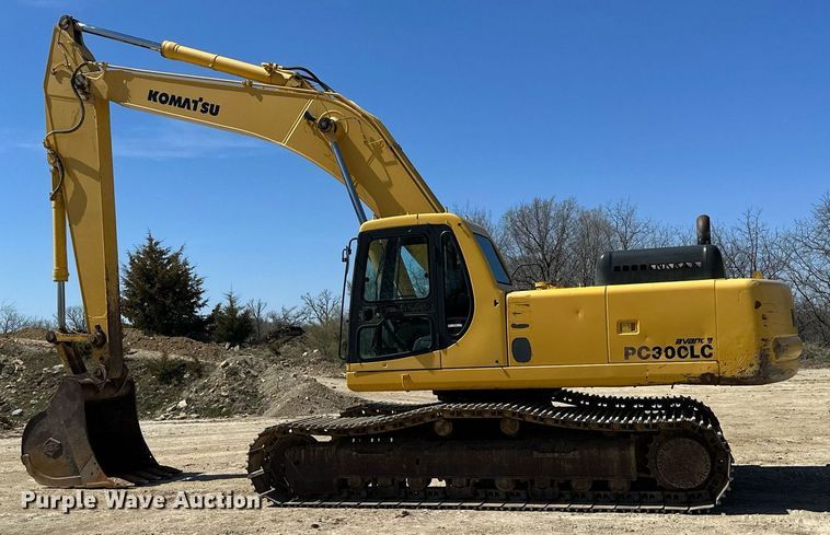 image for item KU9941 2002 Komatsu PC300LC-6  excavator