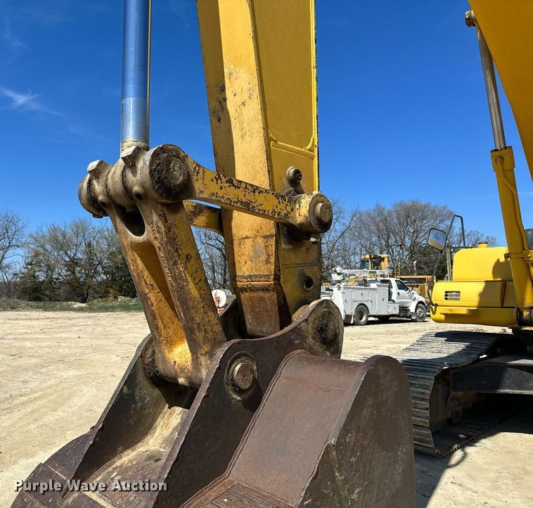 image for item KU9941 2002 Komatsu PC300LC-6  excavator