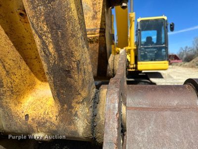 image for item KU9941 2002 Komatsu PC300LC-6  excavator