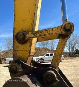 image for item KU9941 2002 Komatsu PC300LC-6  excavator