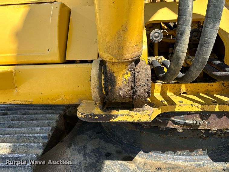 image for item KU9941 2002 Komatsu PC300LC-6  excavator
