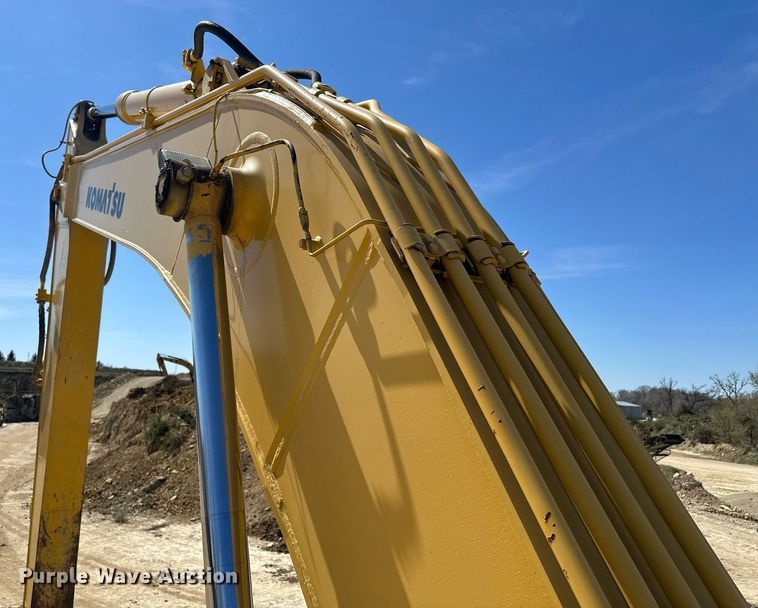 image for item KU9941 2002 Komatsu PC300LC-6  excavator