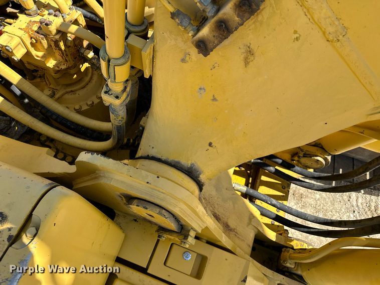 image for item KU9941 2002 Komatsu PC300LC-6  excavator