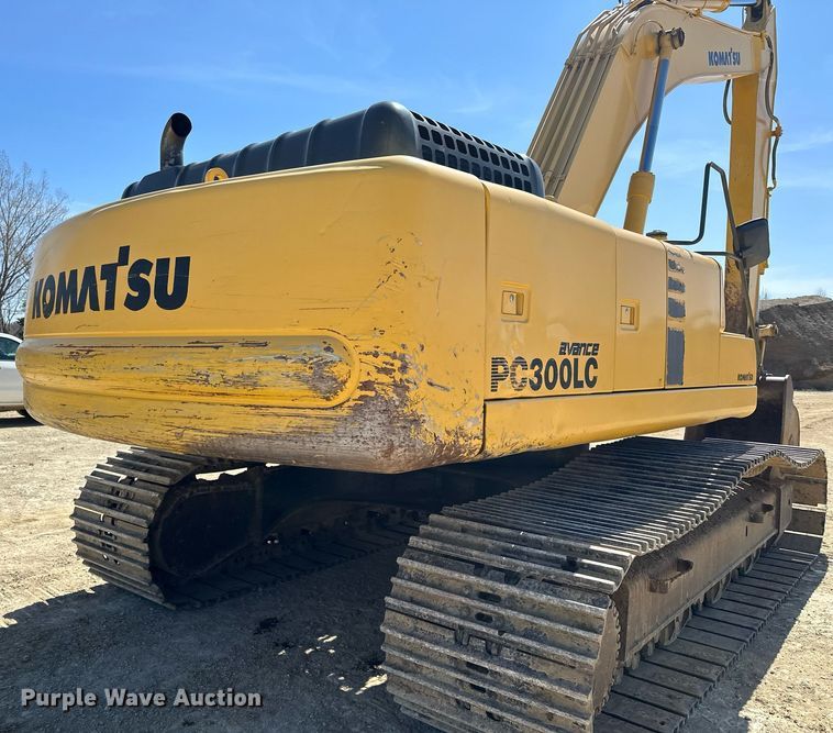 image for item KU9941 2002 Komatsu PC300LC-6  excavator