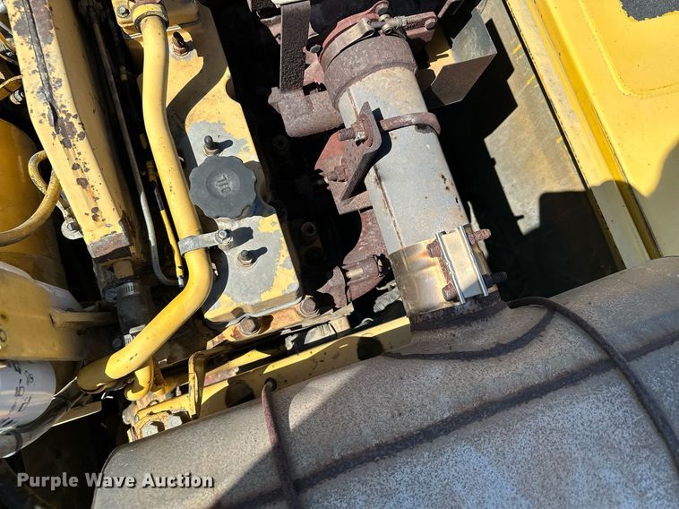 image for item KU9941 2002 Komatsu PC300LC-6  excavator