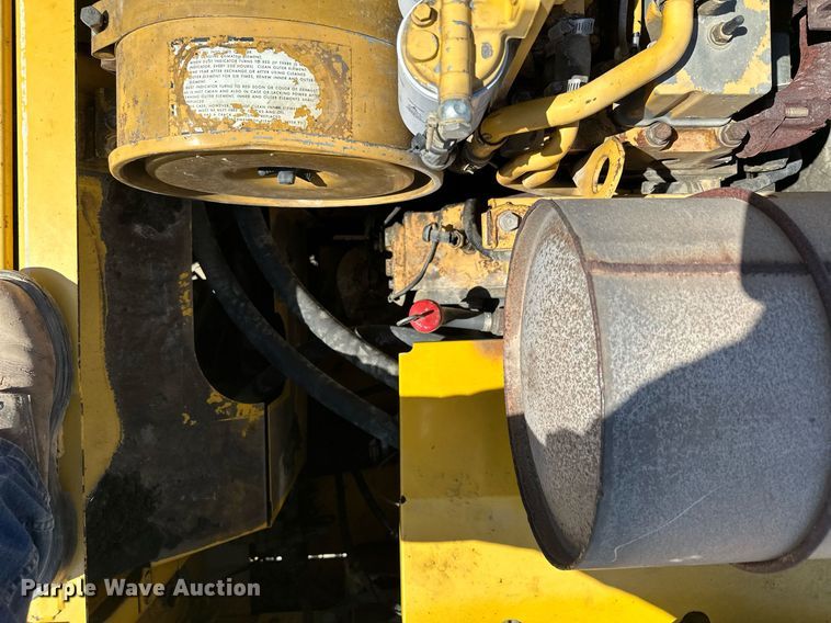 image for item KU9941 2002 Komatsu PC300LC-6  excavator