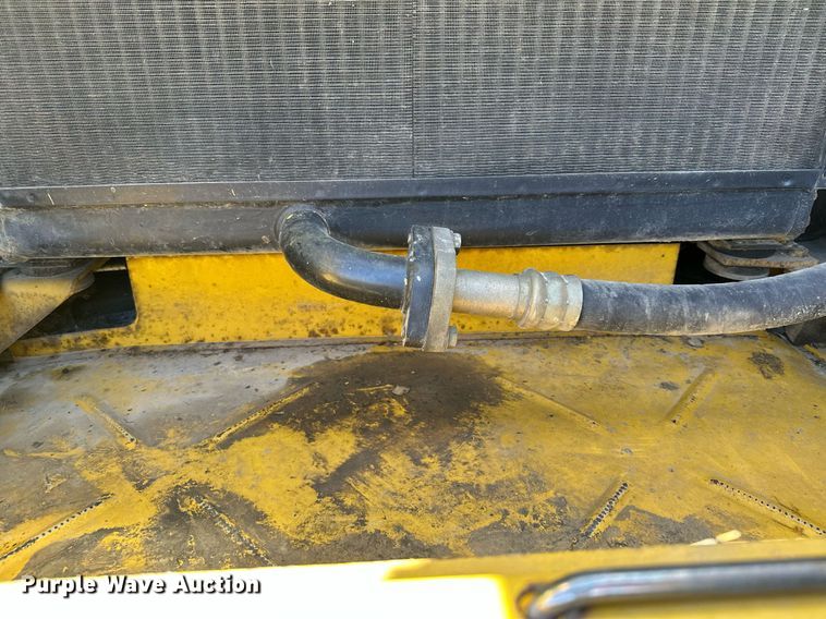 image for item KU9941 2002 Komatsu PC300LC-6  excavator