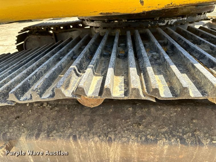 image for item KU9941 2002 Komatsu PC300LC-6  excavator