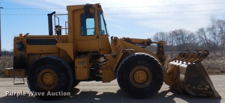 image for item KU9943 1983 Caterpillar 966D  wheel loader