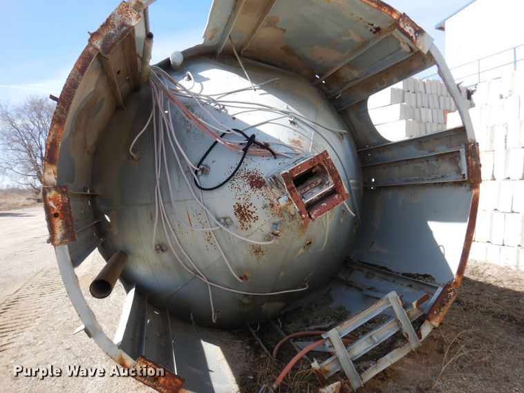 image for item KU9946 Johnson  concrete silo