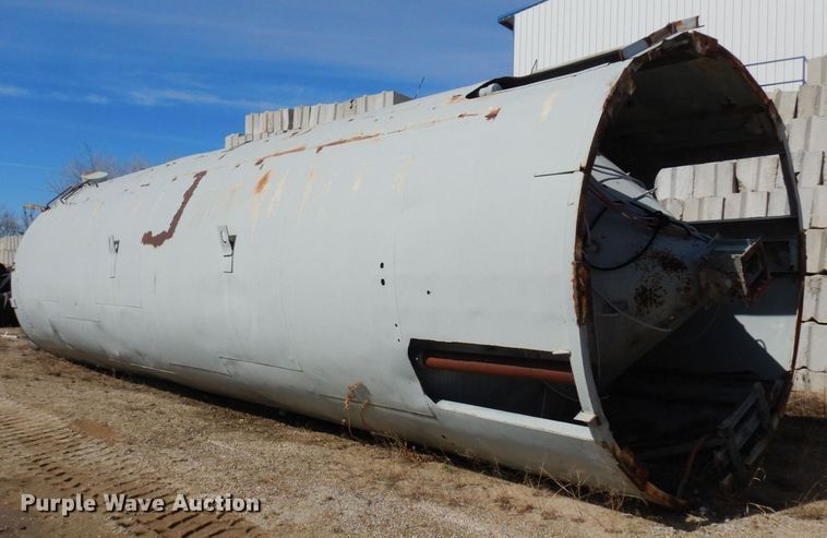 image for item KU9946 Johnson  concrete silo
