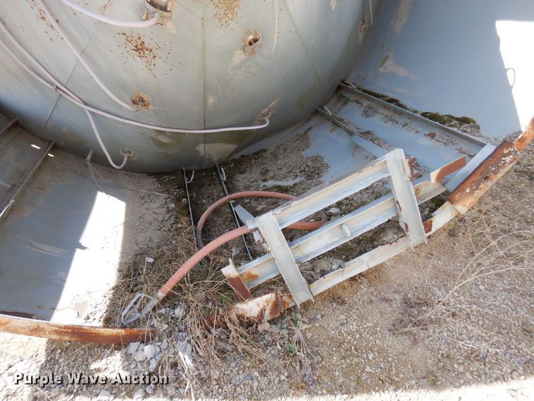 image for item KU9946 Johnson  concrete silo