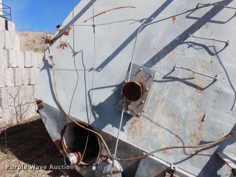 image for item KU9946 Johnson  concrete silo