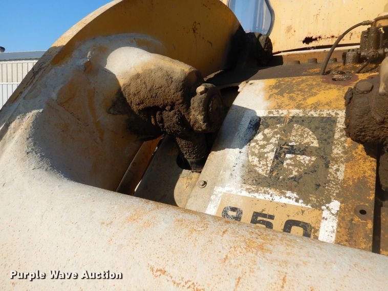 image for item KU9964 Caterpillar 950  wheel loader